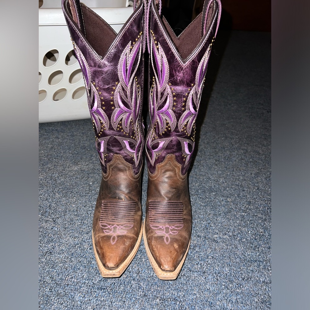Laredo boots purple